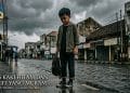 Kaos Kaki Hitam dan Langit yang Muram