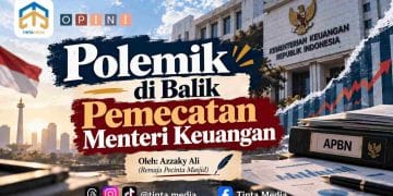 Polemik di Balik Pemecatan Menteri Keuangan